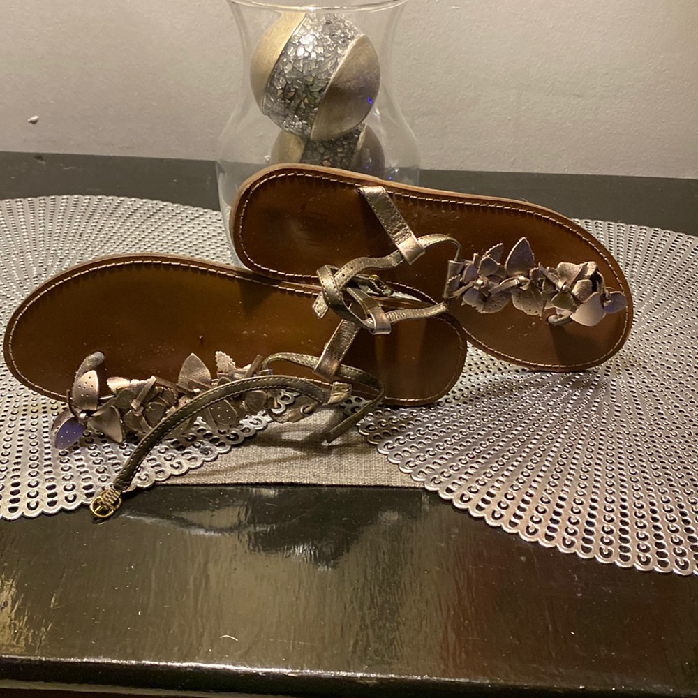 Gap Pewter Color Sandal